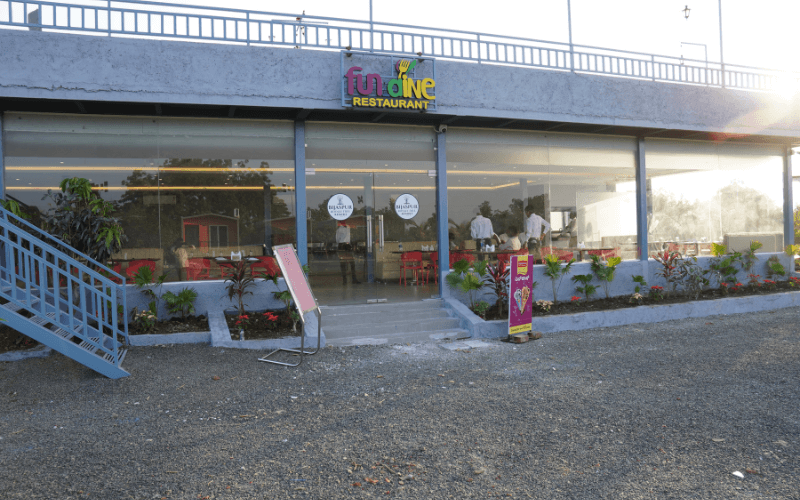 Fun_Dine Restaurant